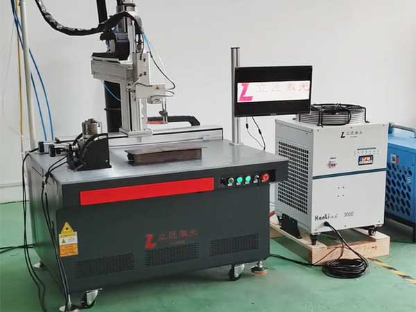 新出厂台式激光淬火机...